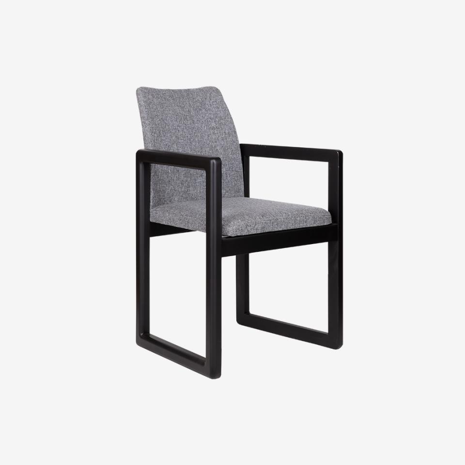 Nuka Sandalye | Salotti